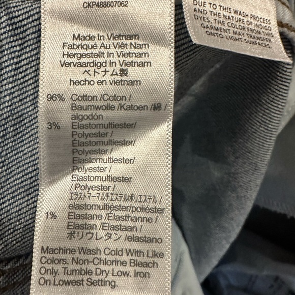 Madewell Women's Straight Leg Jeans in Blue - Picture 6 of 6